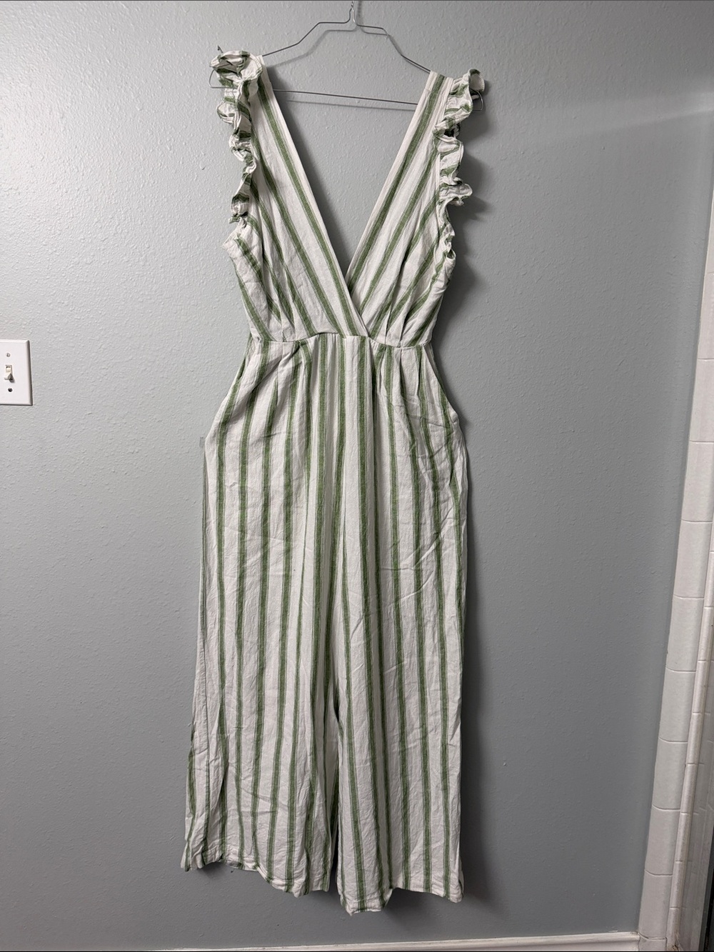 Striped V-Neck Ruffle-Shoulder Jumpsuit in White and Green